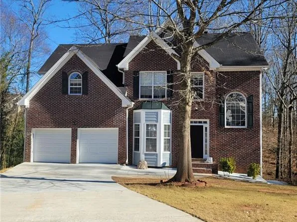 700 Somerset Vale Dr, Lawrenceville, GA 30044