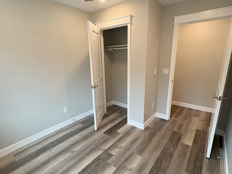 3513 Sussex Dr — Photo 9