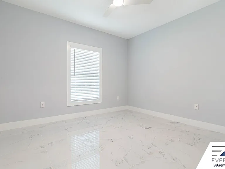 4 Karl Ct — Photo 23
