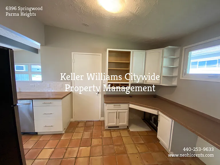 6396 Springwood Rd — Photo 5