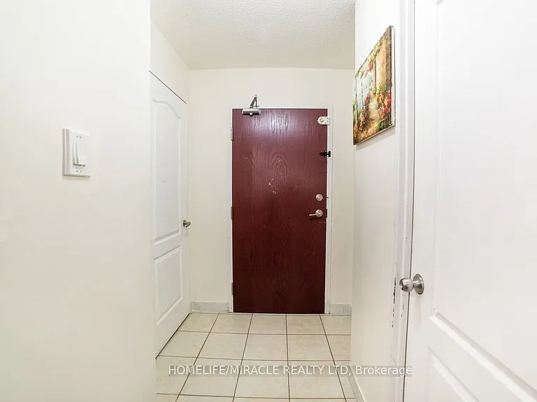 7405 Goreway Dr #414 — Photo 5