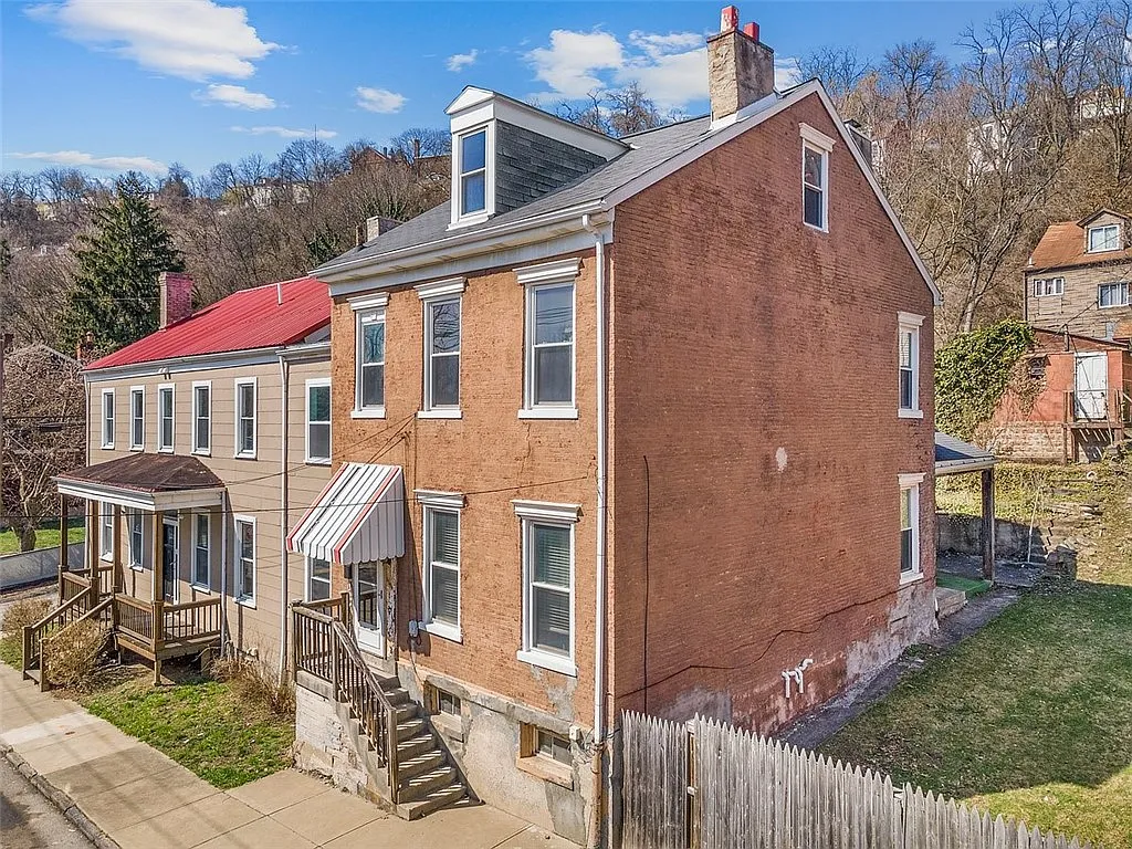 1204 High St photo 1