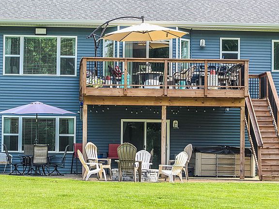 5th image of 611 Camrose Ct