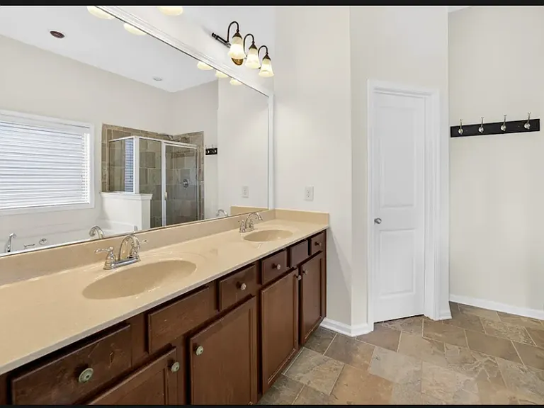 269 Privet Cir — Photo 18