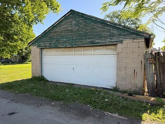2nd image of 31 Stevens Ave