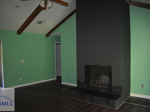 3rd image of 515 Myrtle Ln