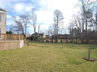 1511 Burrowin Dr, Chesapeake, VA 23321