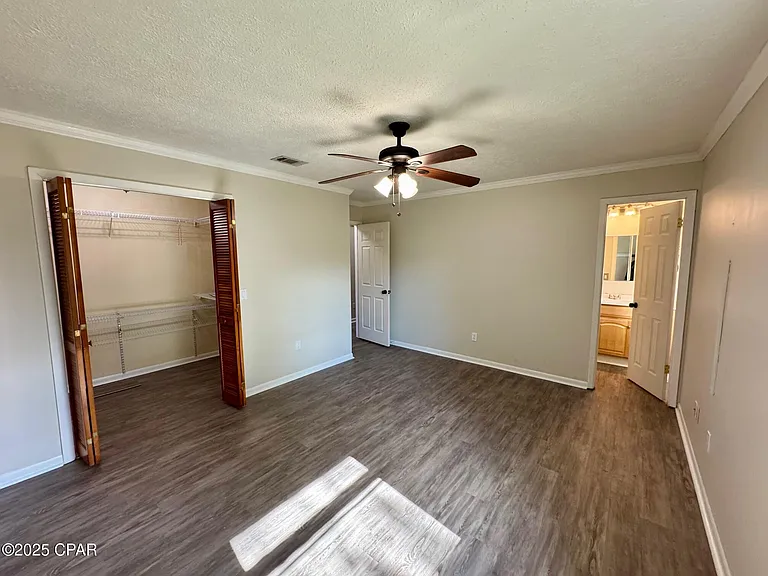 6210 Imperial Dr — Photo 31