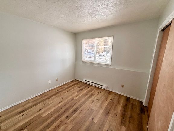 4th image of 5434 Midvale Dr #2