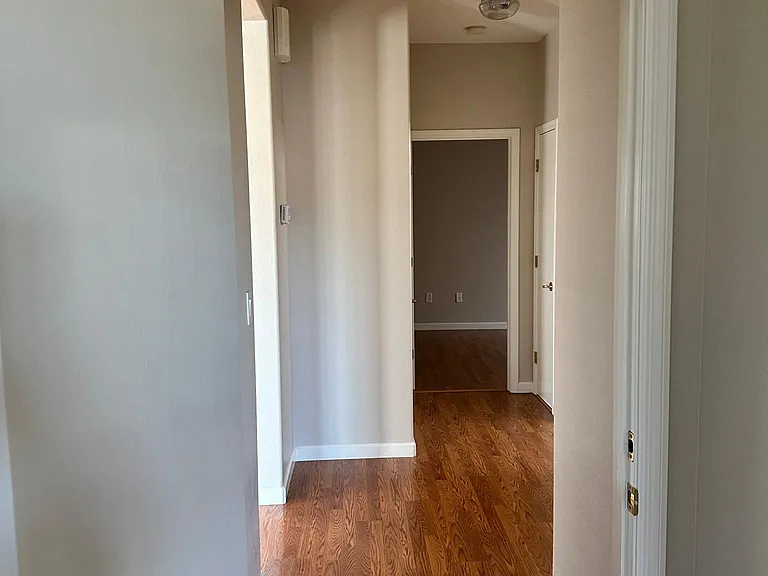 1370 Couperin Dr — Photo 30