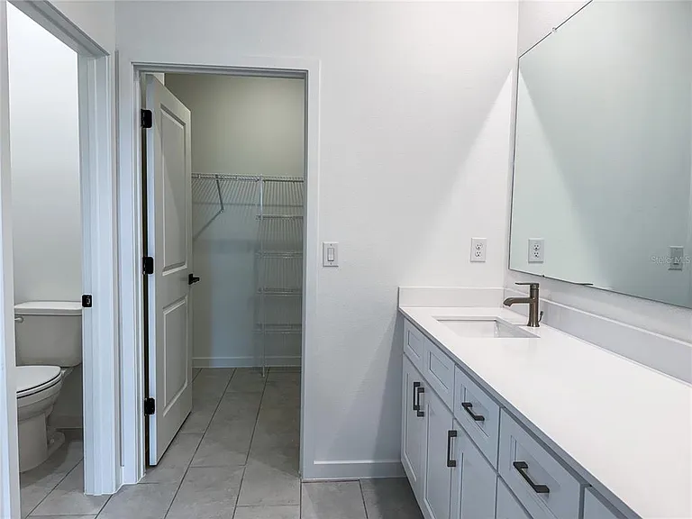 4521 NW 37th Street Rd — Photo 19