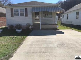 3417 Chase St, Huntington, WV 25704