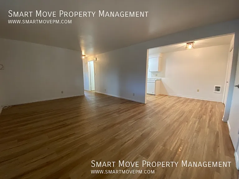 2557 W Targee St — Photo 3