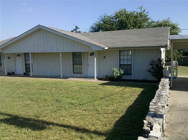 2nd image of 5725 Walnut Creek Dr