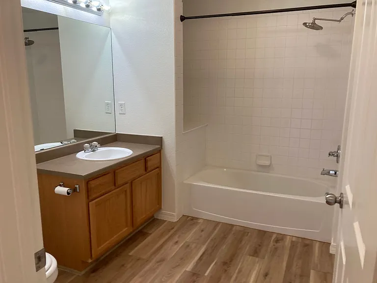 2450 Windrow Dr #D104 — Photo 20