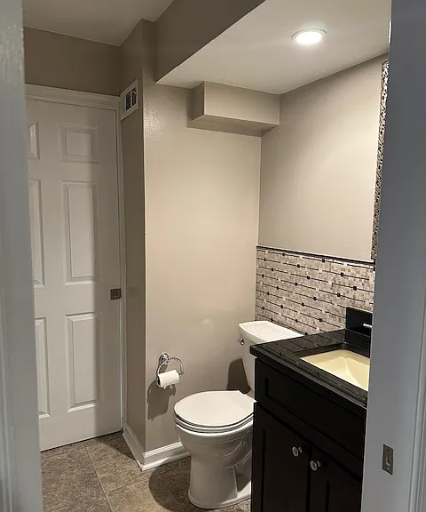 1002 11th St NE #1002B — Photo 2