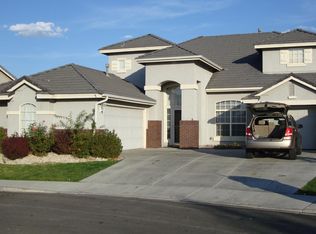 10660 Blue Moon Ct, Reno, NV 89521