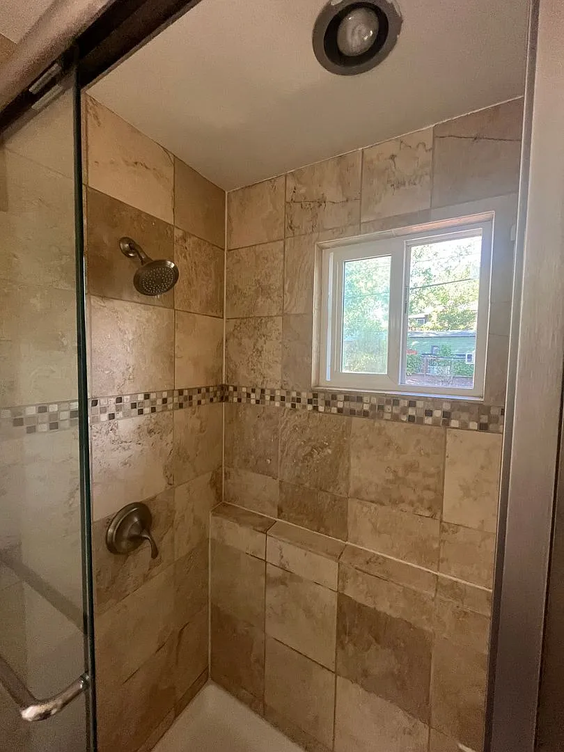 945 Grape Ave — Photo 4