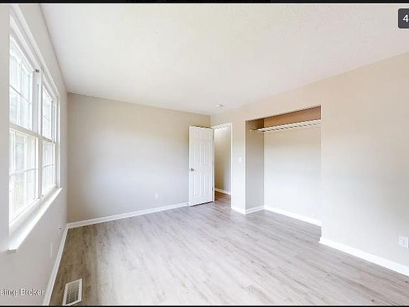 3rd image of 5411 Baywood Dr