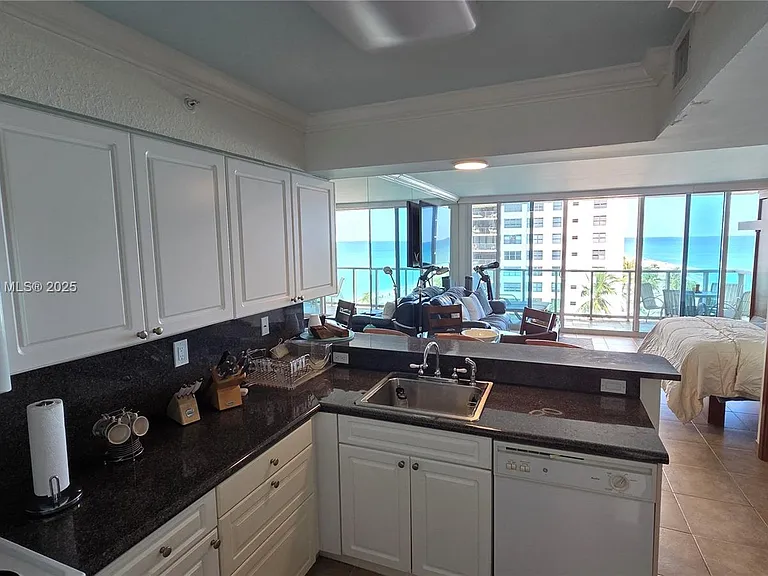 2501 S Ocean Dr #809 — Photo 6