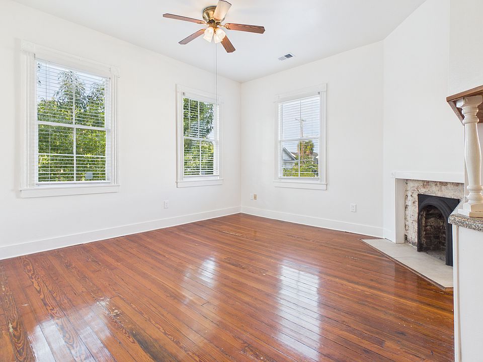 1st image of 210 E 33rd St APT B
