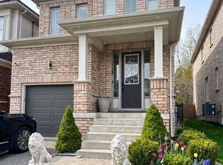 118 Bridlewood Blvd, Whitby, ON L1R0N2
