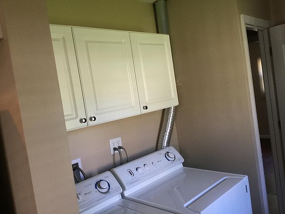 3rd image of 3108 Cossell Dr