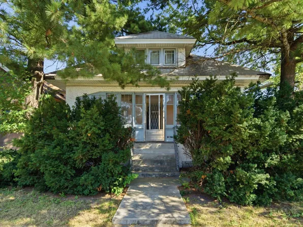 5500 W Haddon Ave, Chicago, IL 60651