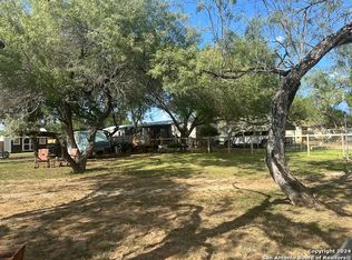 507 MULBERRY ST LOT 5,7,9, Jourdanton, TX 78026