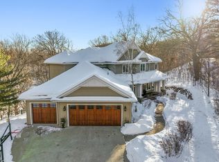 11911 Douglynn Dr, Minnetonka, MN 55343