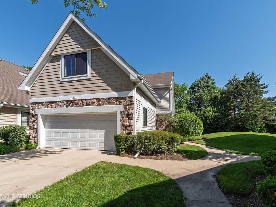 1st image of 2532 Essex Dr