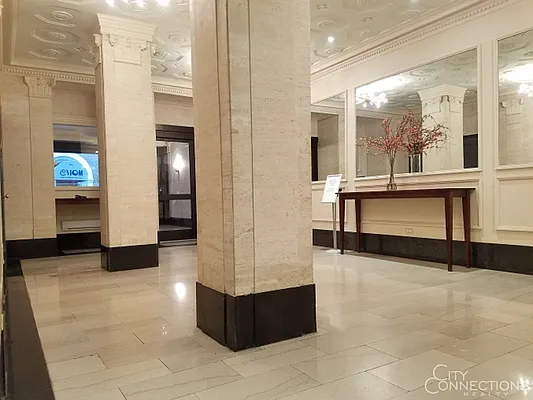 Rented by City Connections Realty | media 6