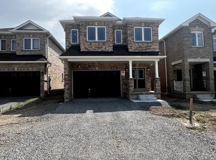 36 Huntsworth Ave, Thorold, ON L2V 0N2