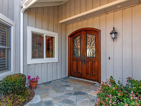 5th image of 12464 Oakfort Pl