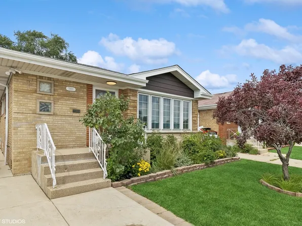 7222 W Bryn Mawr Ave, Chicago, IL 60631