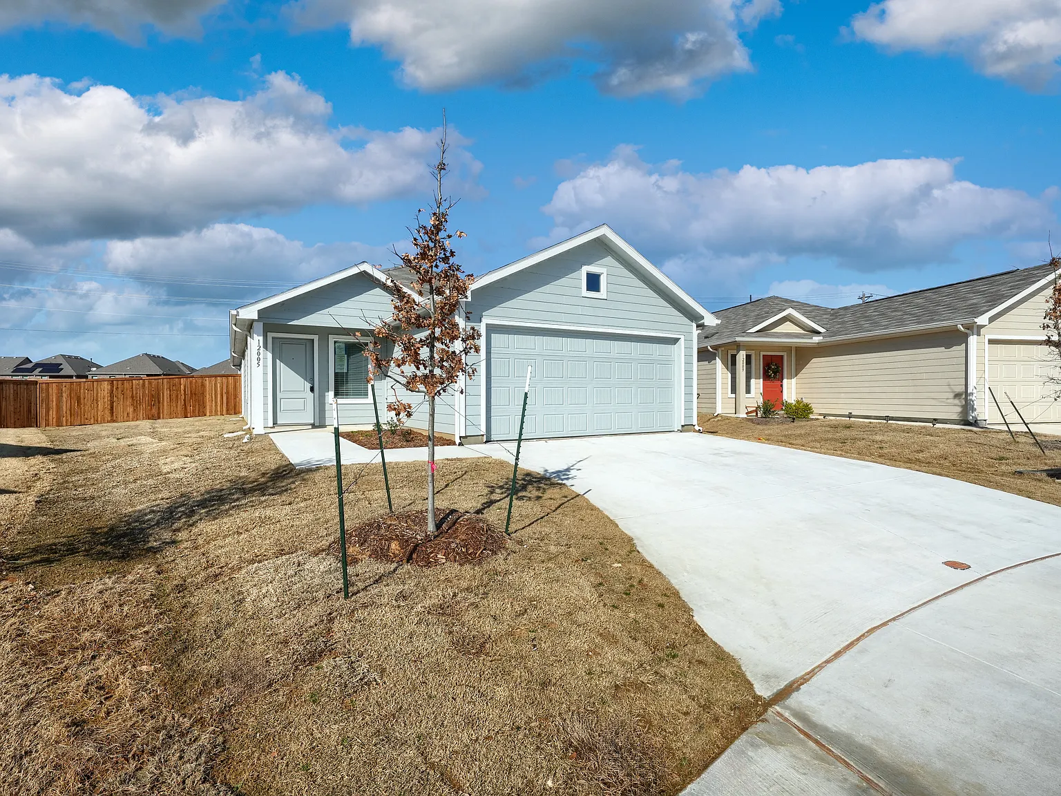 4 bed, 1598 sqft, $2,195 — Photo 3