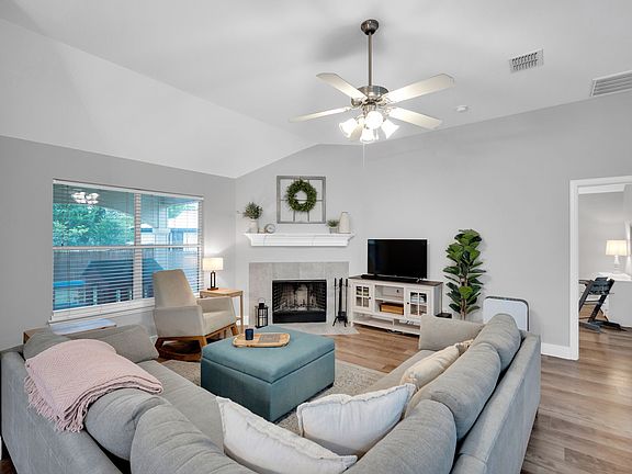 4th image of 5339 Deep Lake Dr