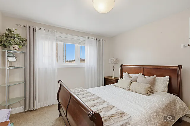 7442 W 86th St #2A — Photo 4