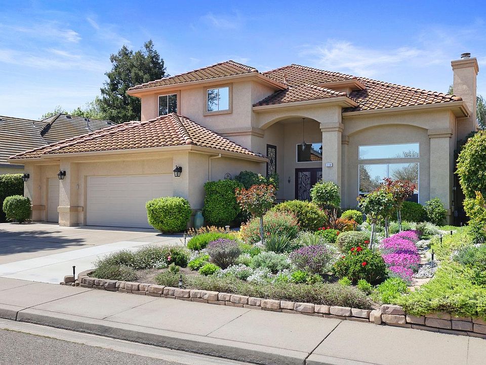 1st image of 2138 Bristol Park Cir