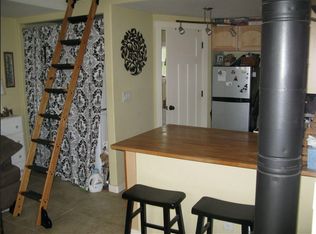 919 N 76th St #B, Seattle, WA 98103