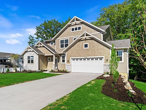 7th image of this home