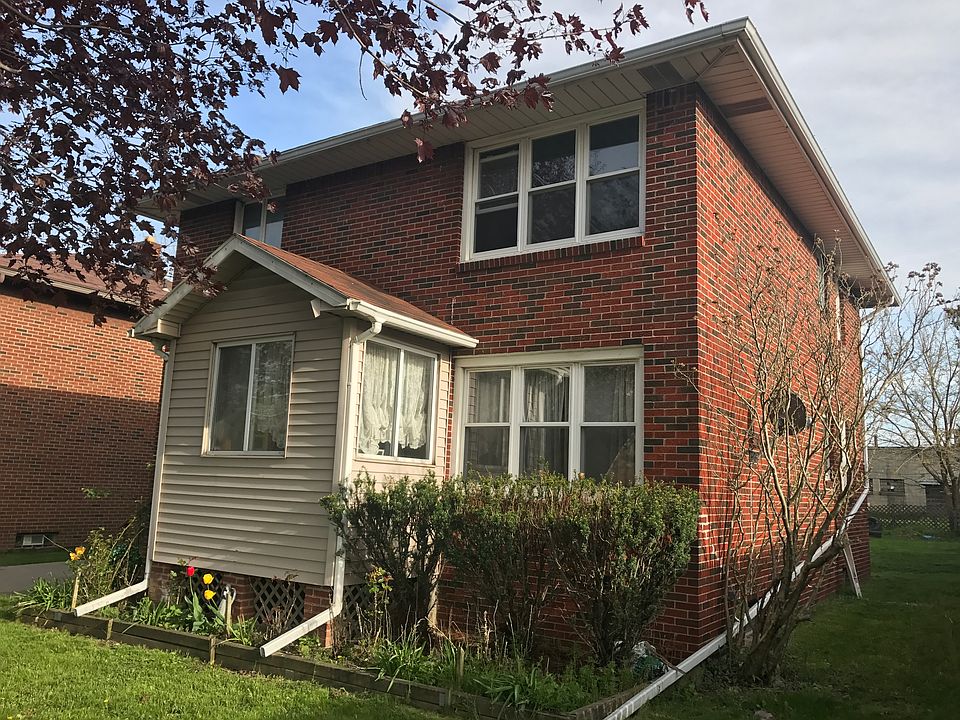2nd image of 13 Sharon Pkwy