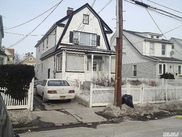 1st image of 21825 105th Ave