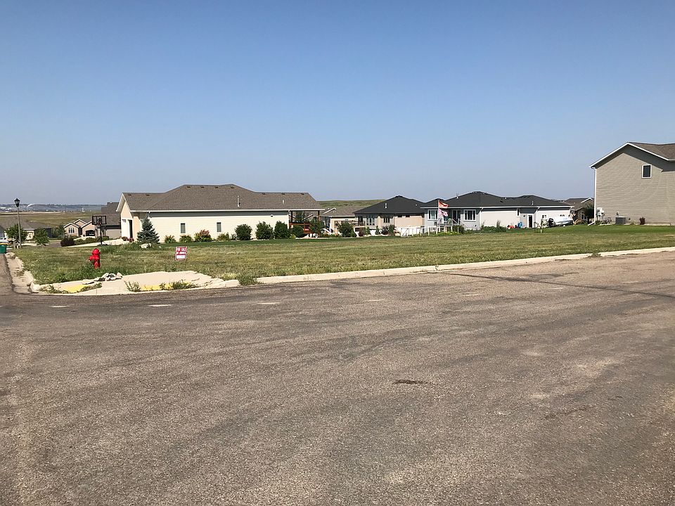 1st image of 1024 Mustang Dr