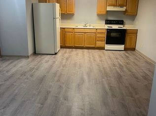 104 S Linn Ave #3, New Hampton, IA 50659