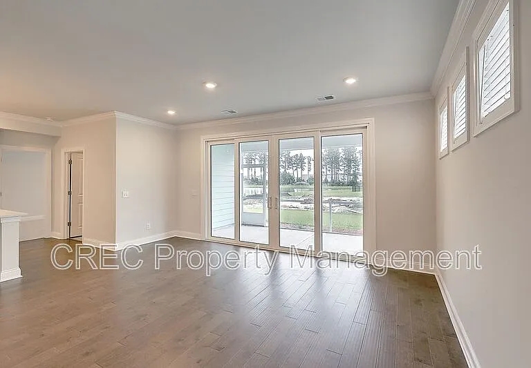 166 Whaler Ave — Photo 9