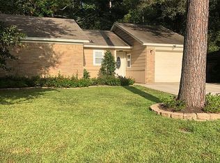 1326 N 7th St, Conroe, TX 77301