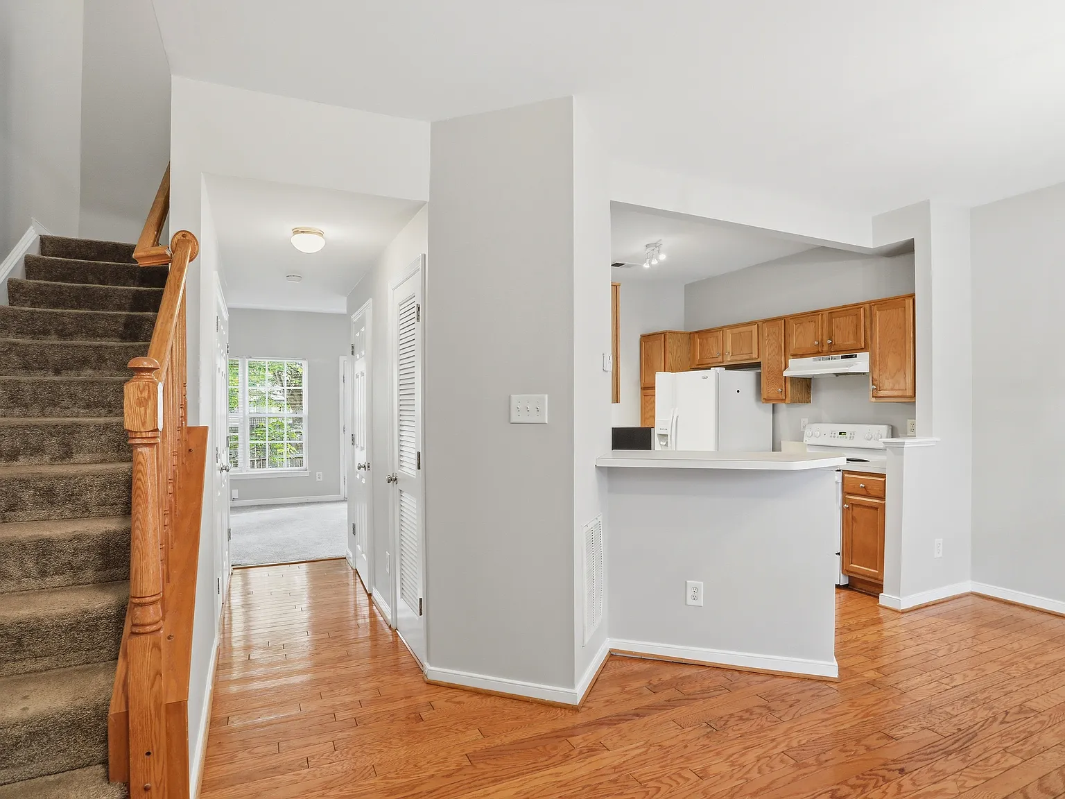 Mountain Gate Pl, Glen Allen — Photo 3