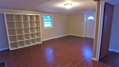 4th image of 419 W Park Ave APT 3