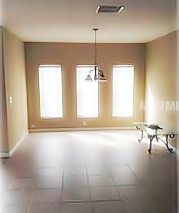 4th image of 1020 Tullamore Dr